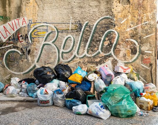 La vita e bella - with trash